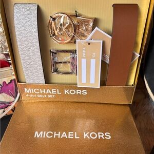 Michael kors 4 In 2 Belt Set nwt